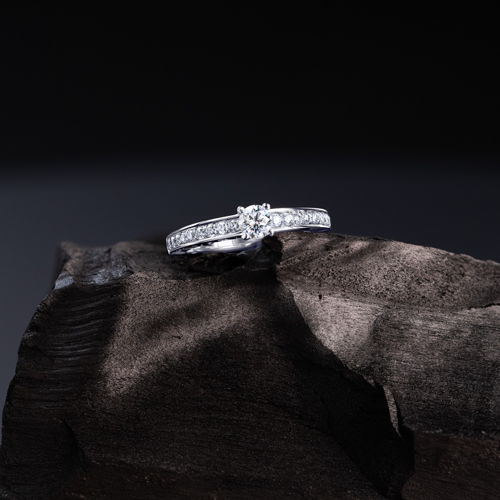 Кольцо из белого золота с бриллиантами 921370Б