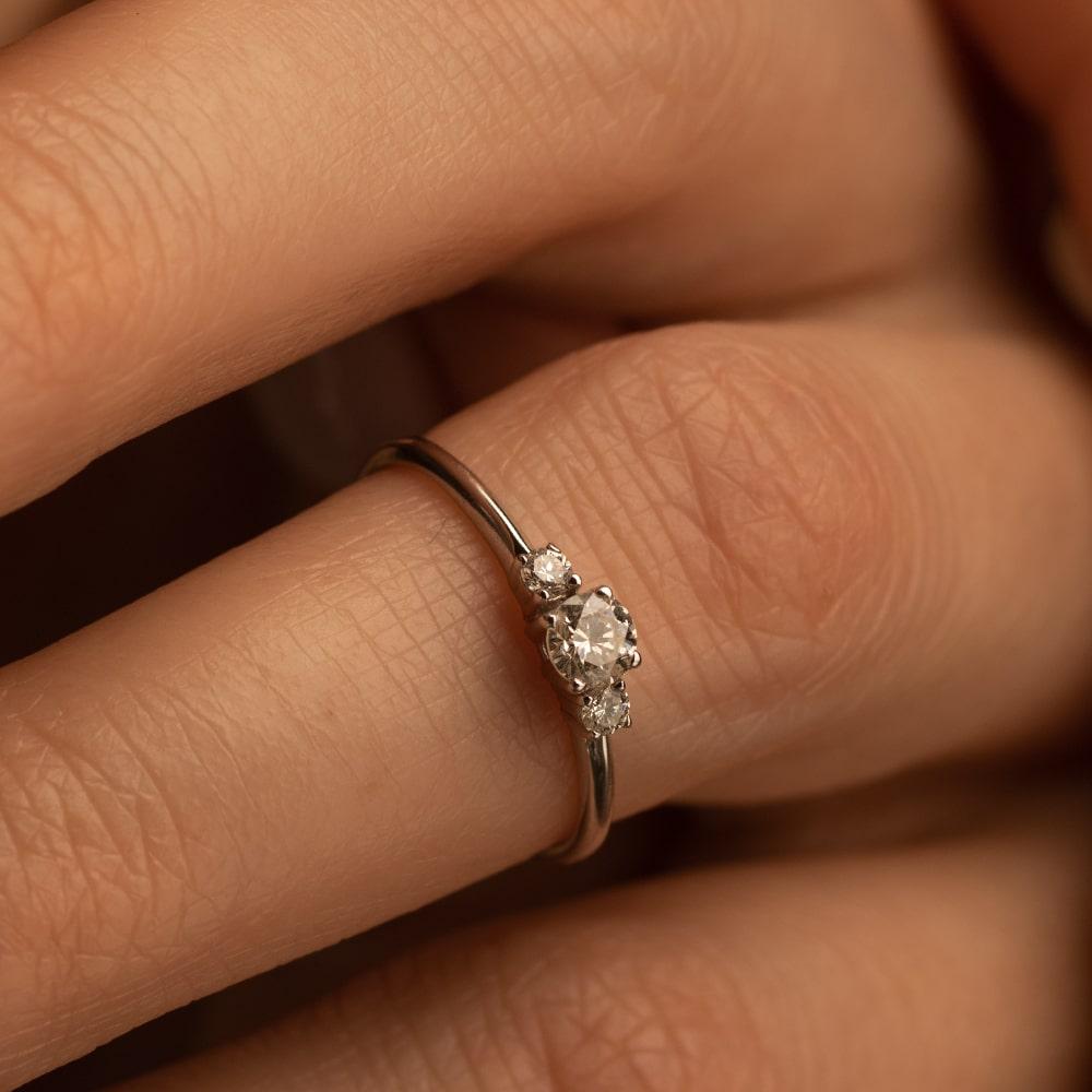 Помолвочное кольцо из белого золота 585 пробы  921080Б