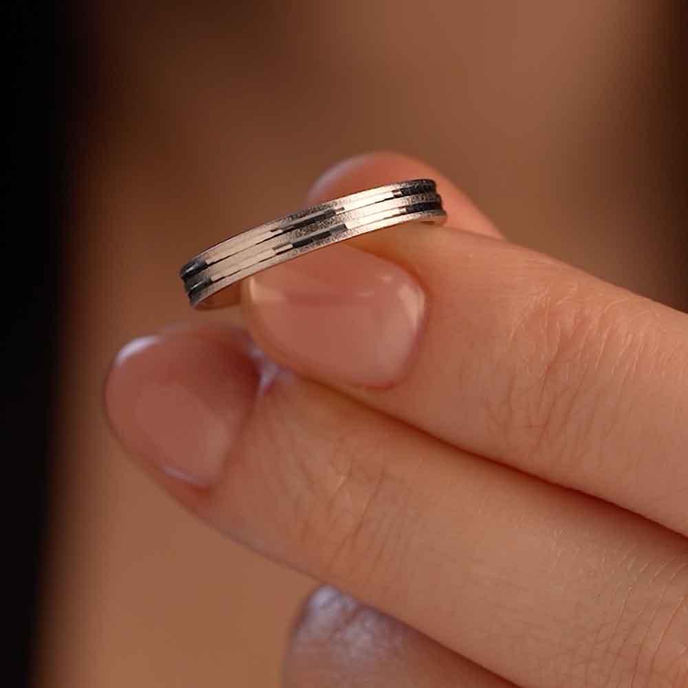 Обручальное кольцо из белого золота 210-000-556