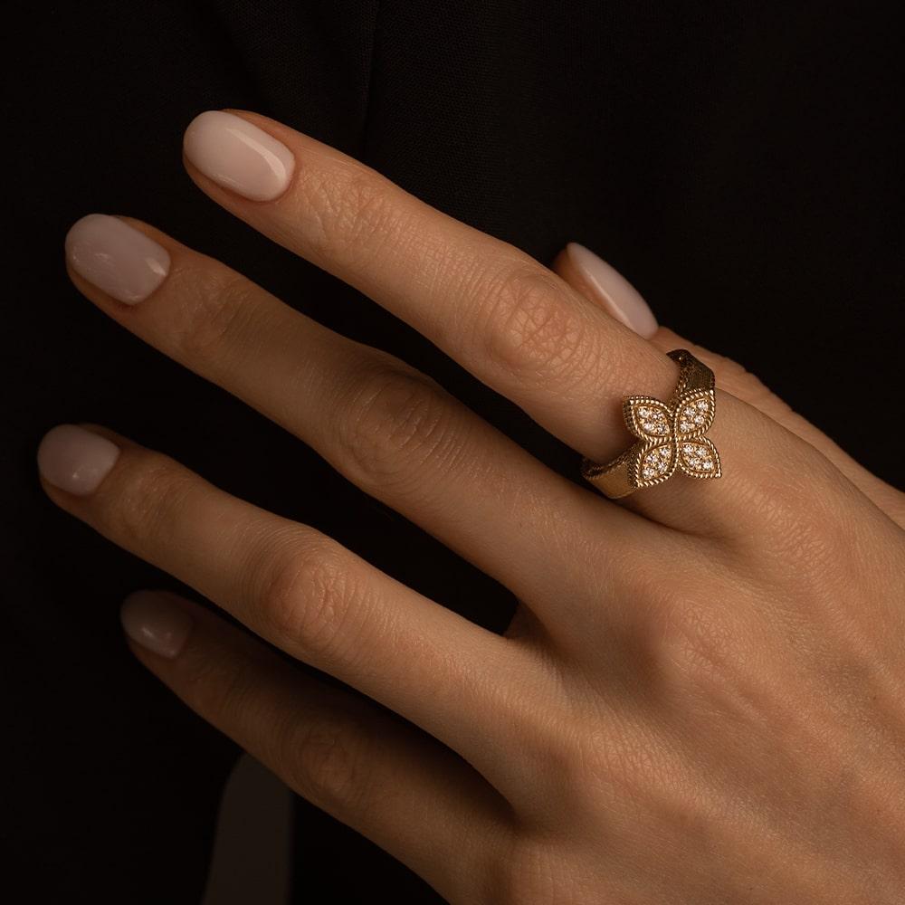 Кольцо из желтого золота с бриллиантами 931709Б