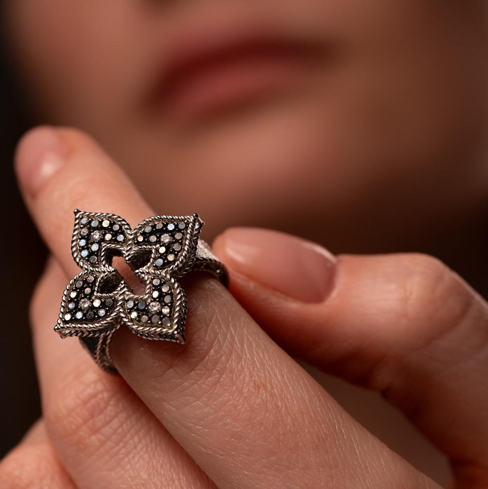 Кольцо из белого золота с бриллиантами 921753-2ЧБ