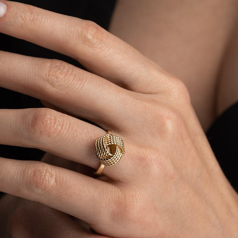 Кольцо из желтого золота без вставок 931817