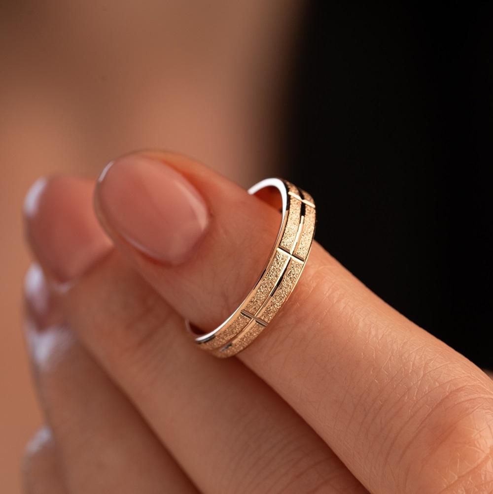 Обручальное кольцо из красного золота 200-000-932