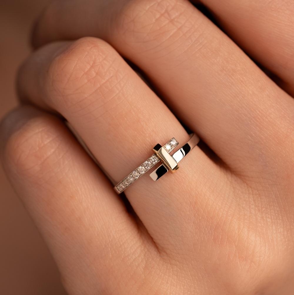 Кольцо с бриллиантами 9211000Б