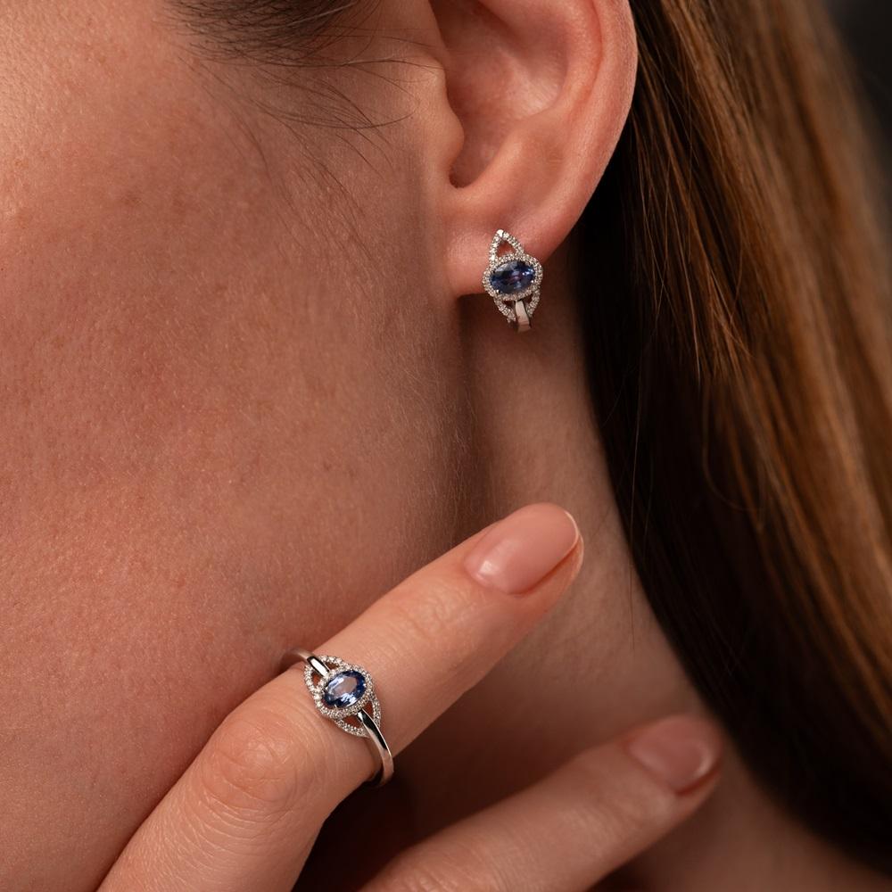 Серьги из белого золота с бриллиантами 922807С