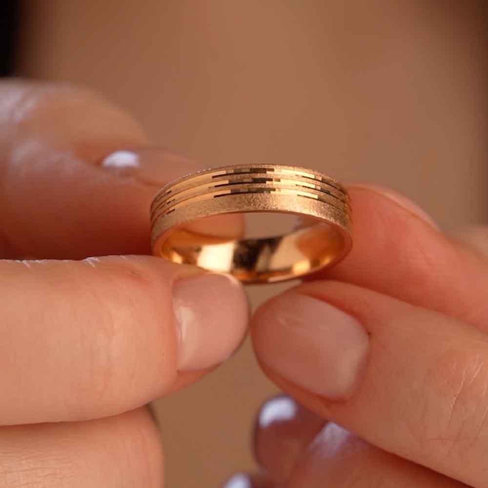 Обручальное кольцо из красного золота 200-000-510