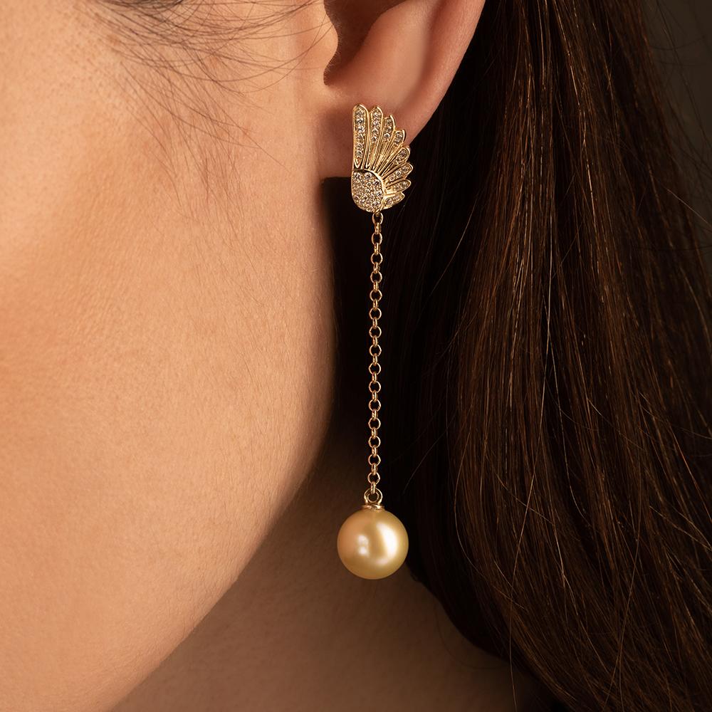 Серьги из желтого золота с жемчугом и бриллиантами 932748Ж