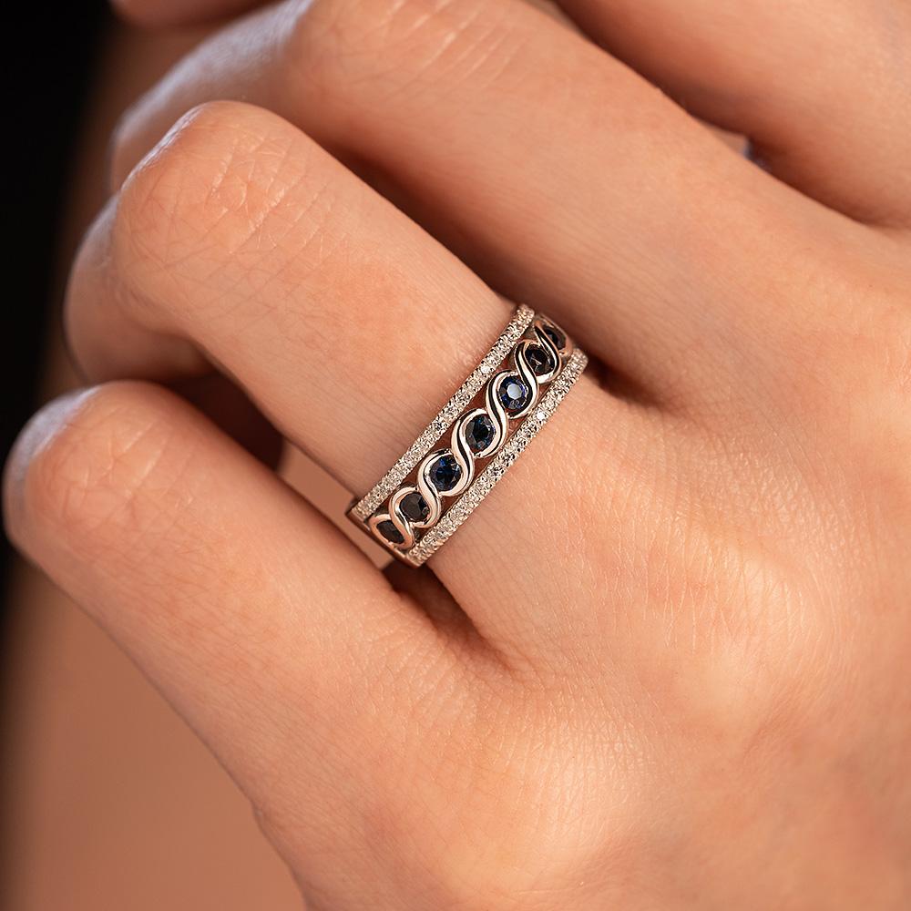 Кольцо из белого золота с бриллиантами и сапфирами 921494С