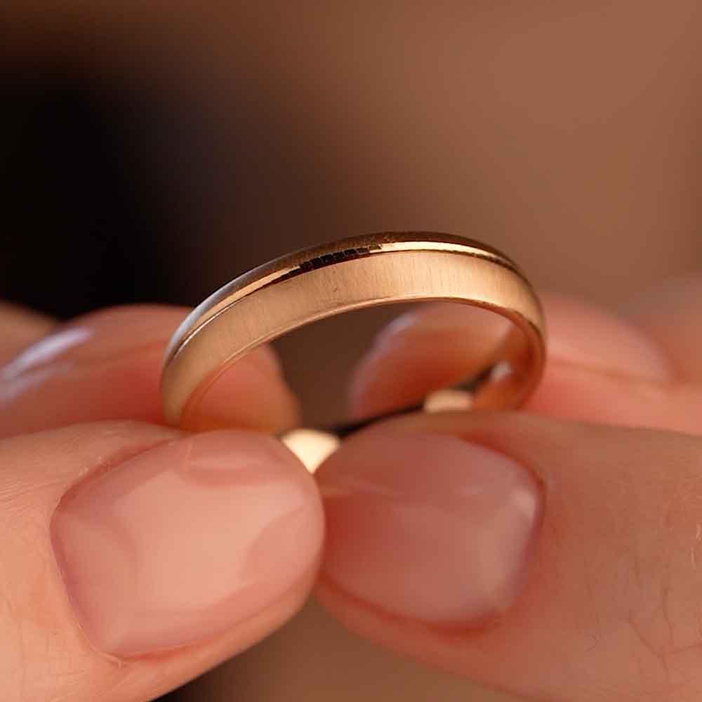 Обручальное кольцо из красного золота 200-000-719