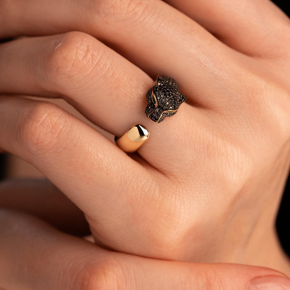Кольцо из желтого золота с черными бриллиантами 931898ЧБ