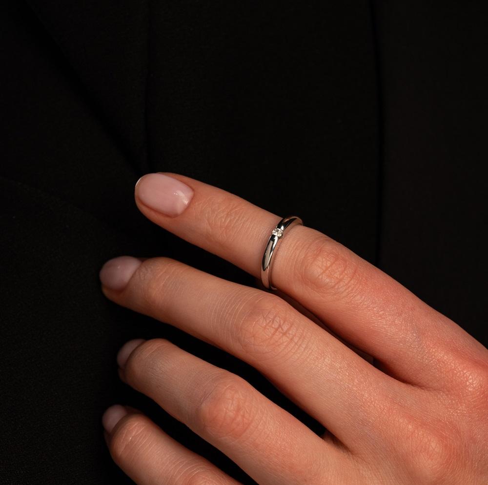 Кольцо из золота с бриллиантом 921280Б