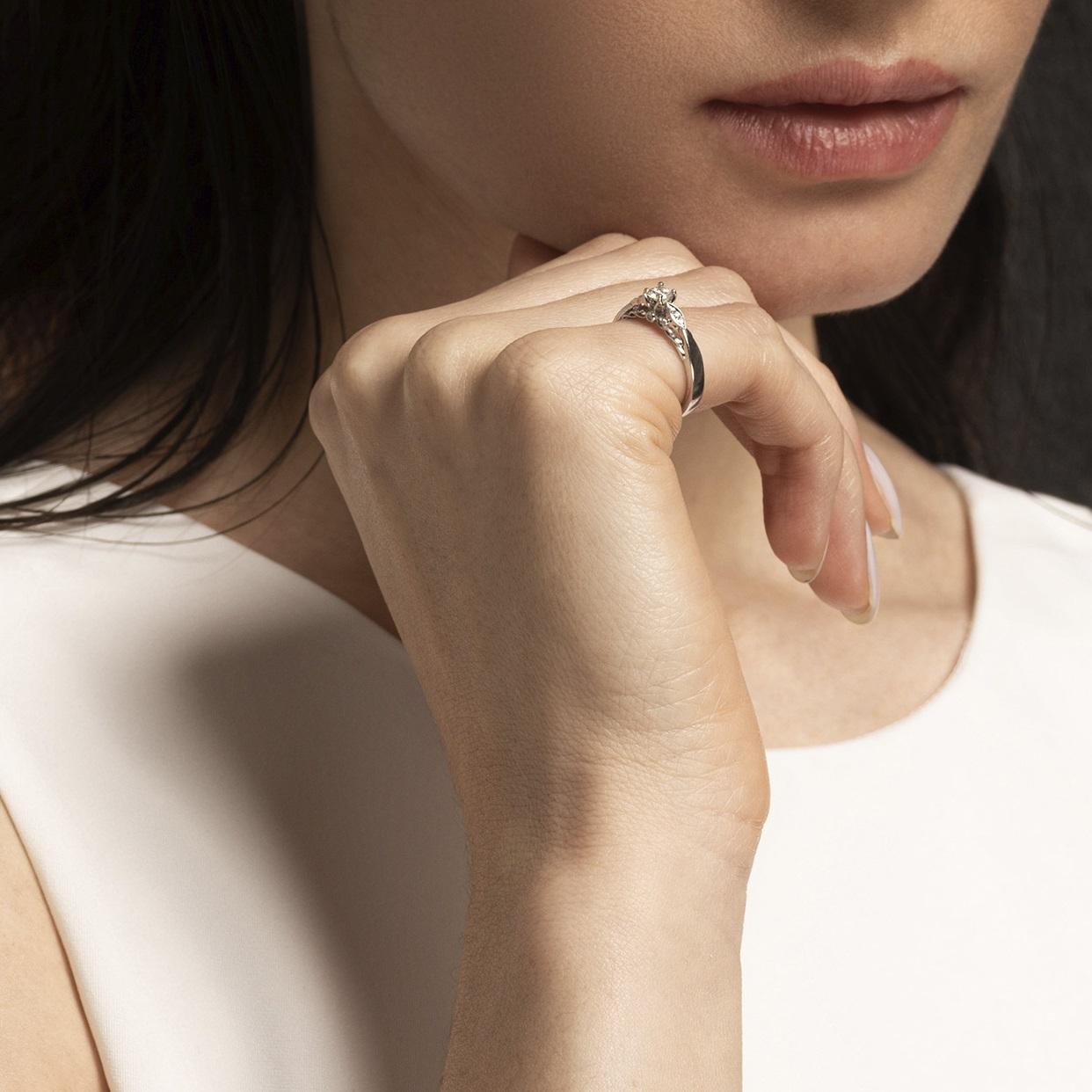 Кольцо из золота с бриллиантами 921643Б