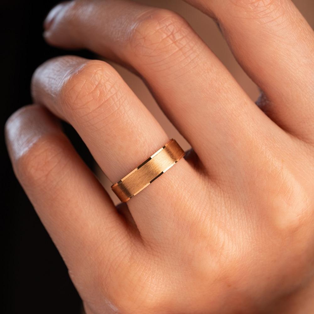 Обручальное кольцо из красного золота 200-000-737