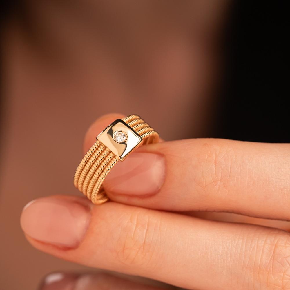 Кольцо из красного золота с бриллиантом 911465Б