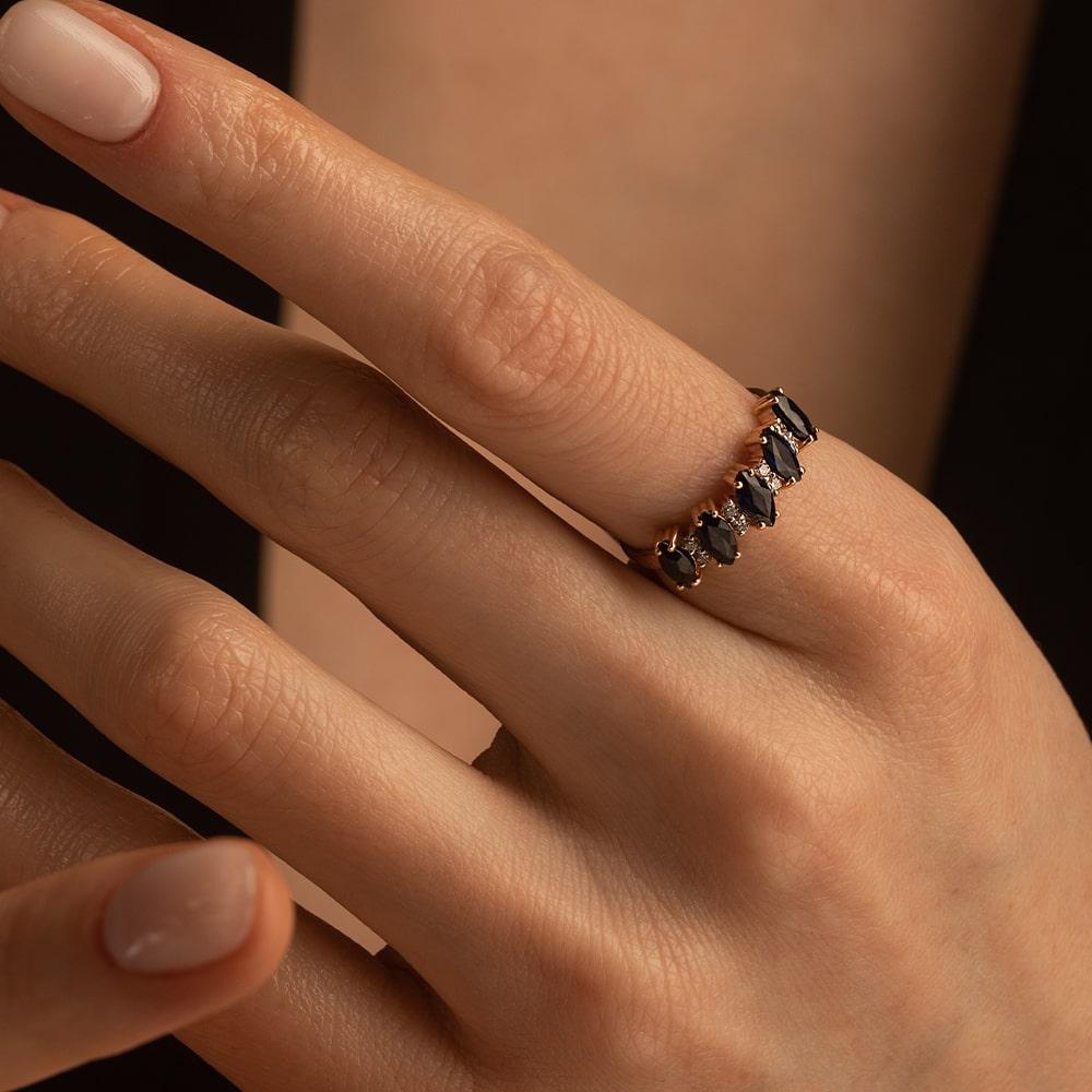 Кольцо из золота с сапфирами 911098С