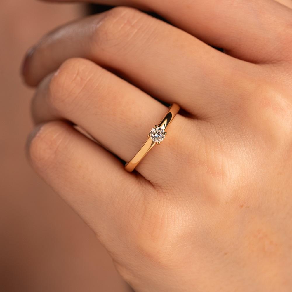 Кольцо из золота с бриллиантом 911214Б