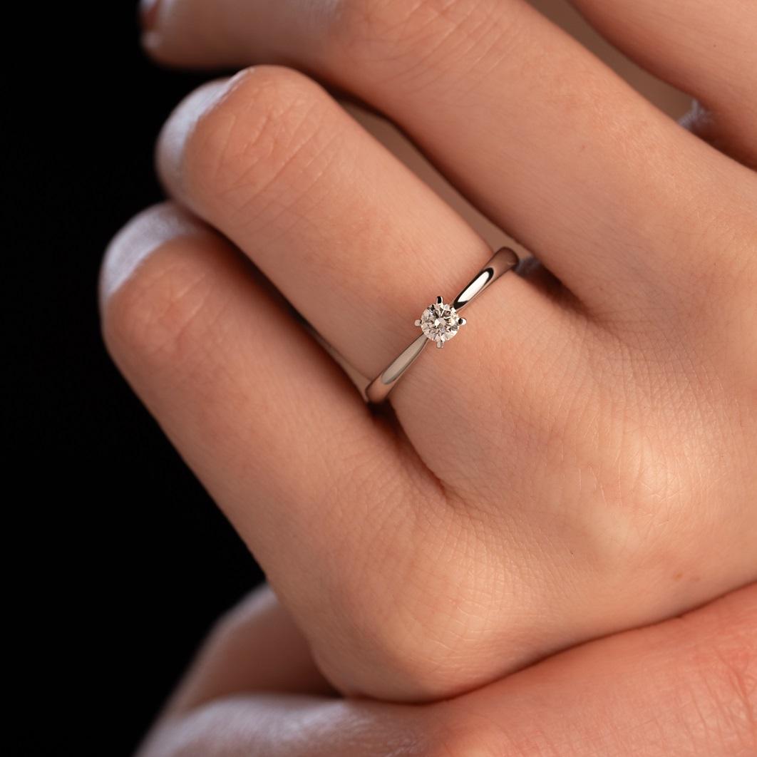 Кольцо из золота с бриллиантами 921559Б