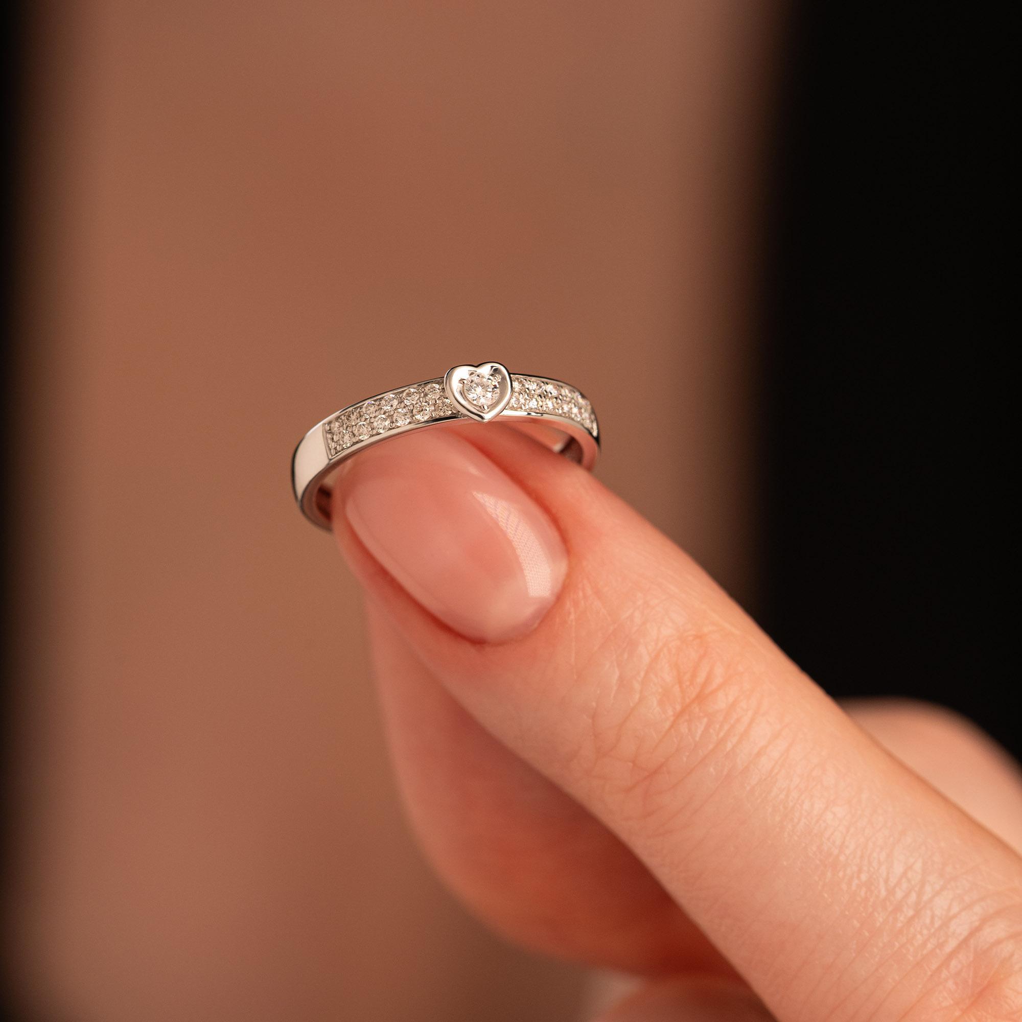 Кольцо из золота с бриллиантами 921350Б