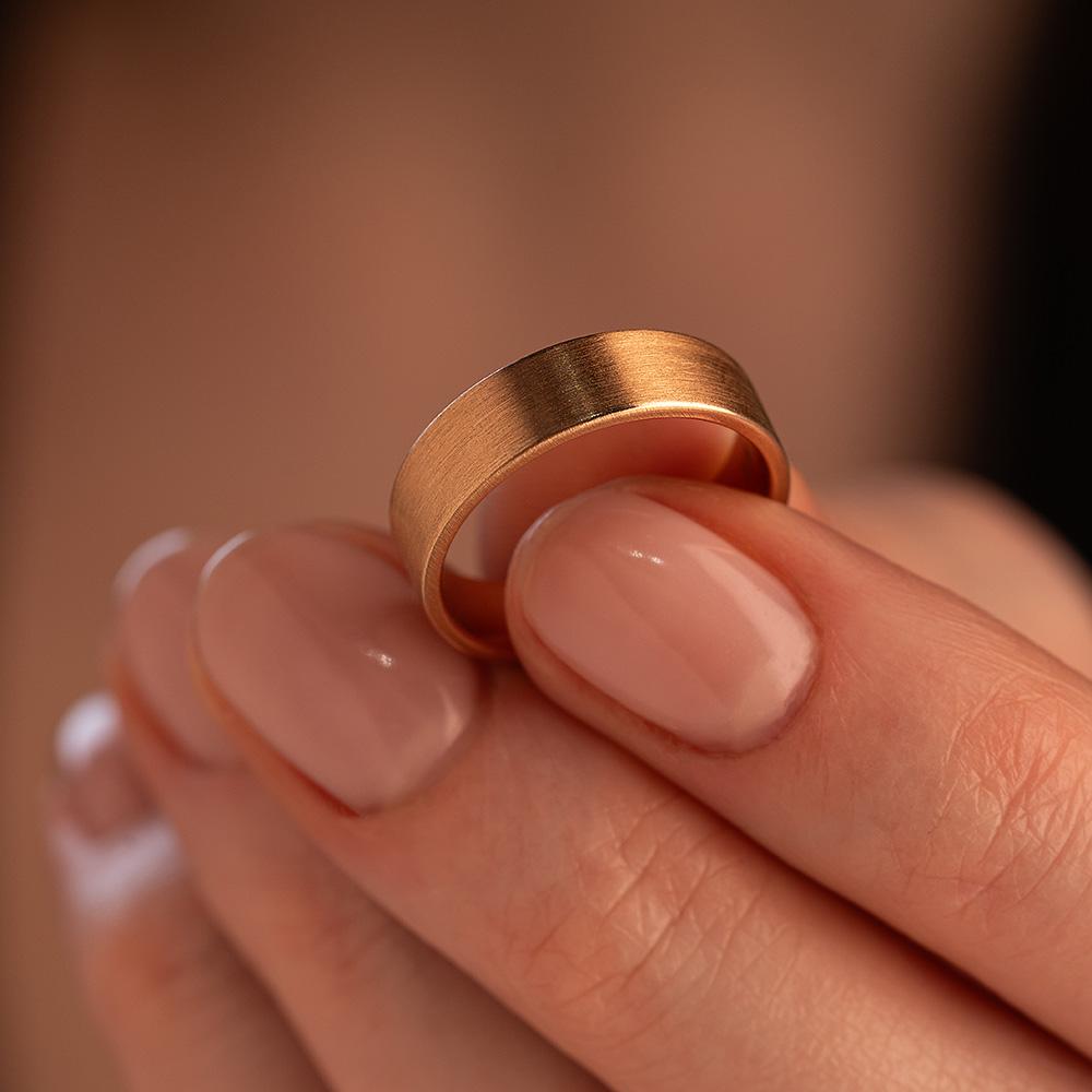 Обручальное кольцо из красного золота 200-000-356