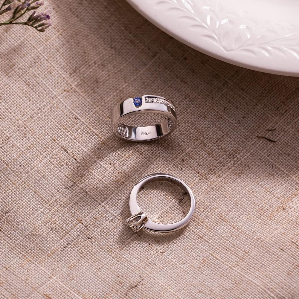 Кольцо из золота с бриллиантом 921618Б