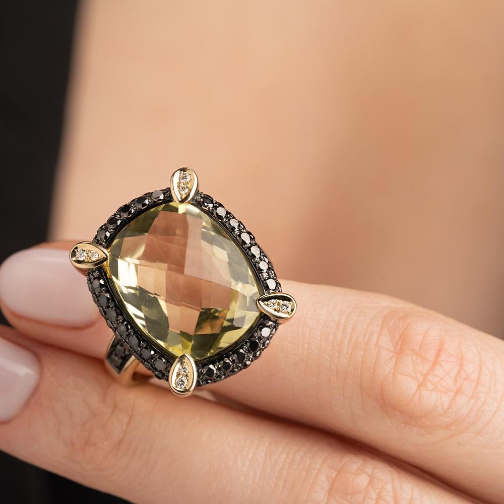 Кольцо из желтого золота с кварцем 931842К