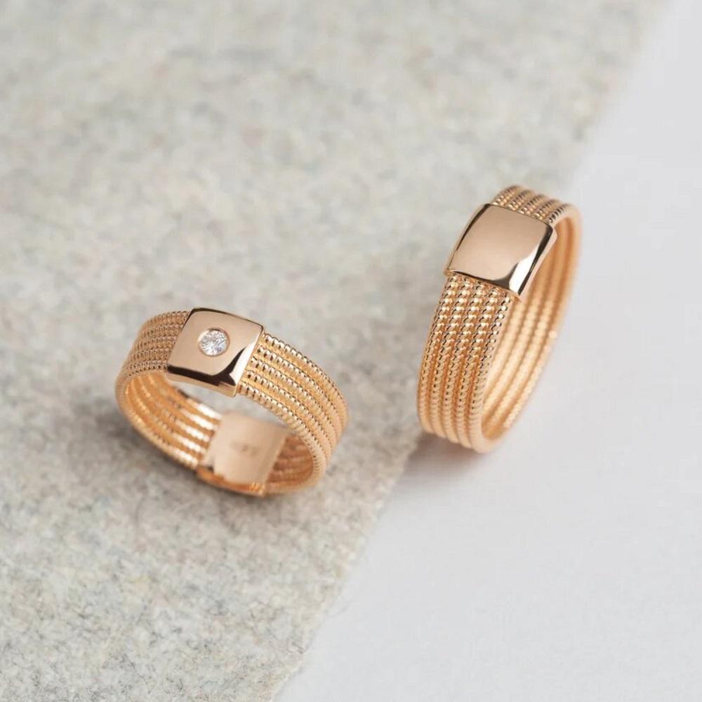 Кольцо из красного золота с бриллиантом 911465Б